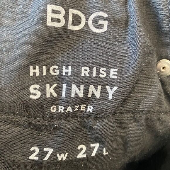 BDG Skinny High-Rise Grazer Jean in Black - Picture 13 of 13
